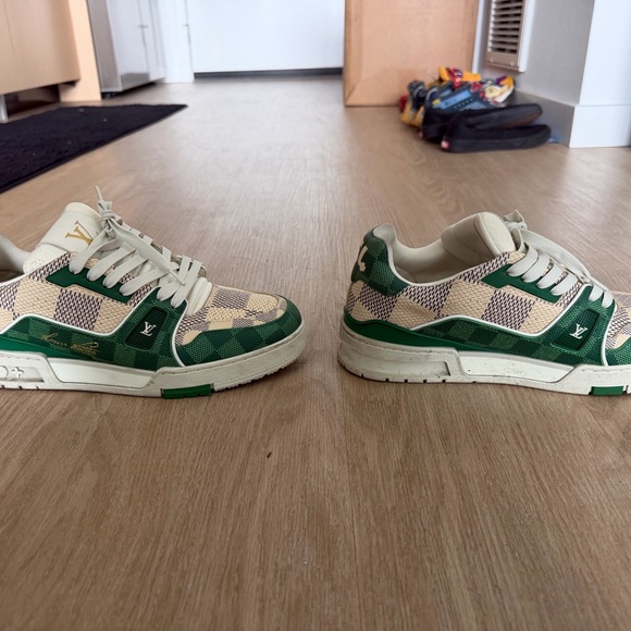 Louis Vuitton Green and White Sneakers - Picture 2 of 6